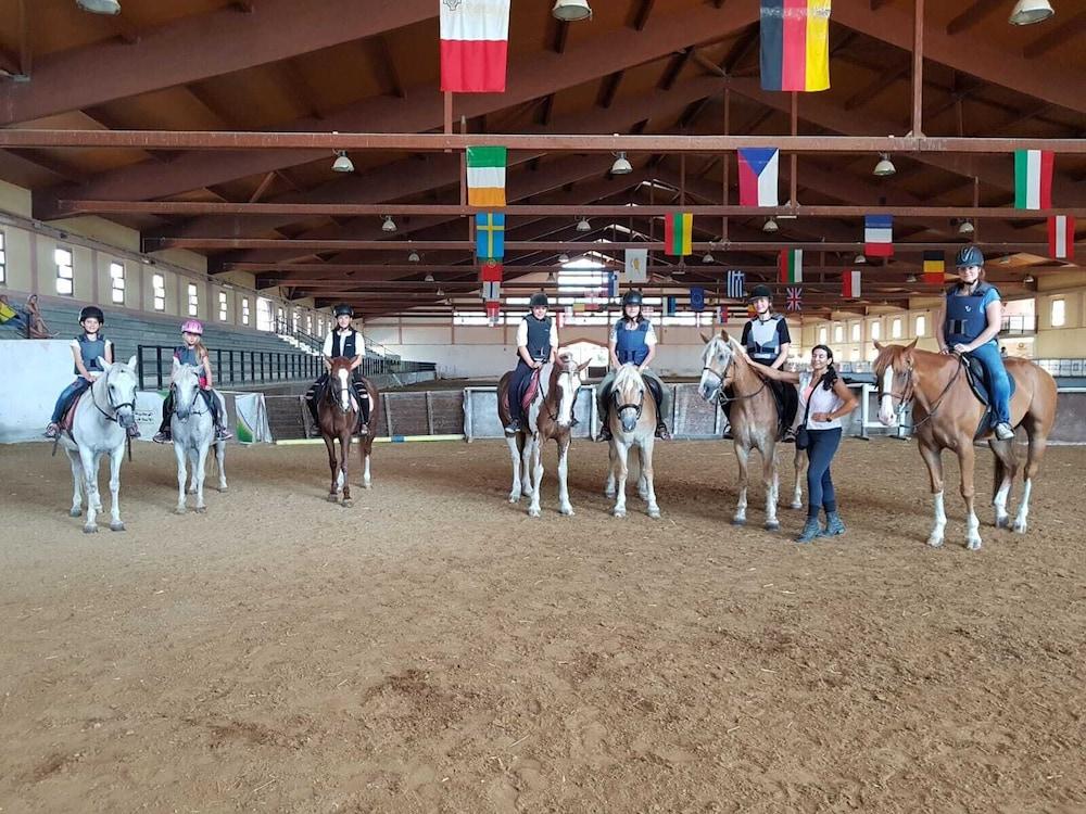Horse Country Resort Congress & Spa - Hotel Ribot Arborea Exteriör bild