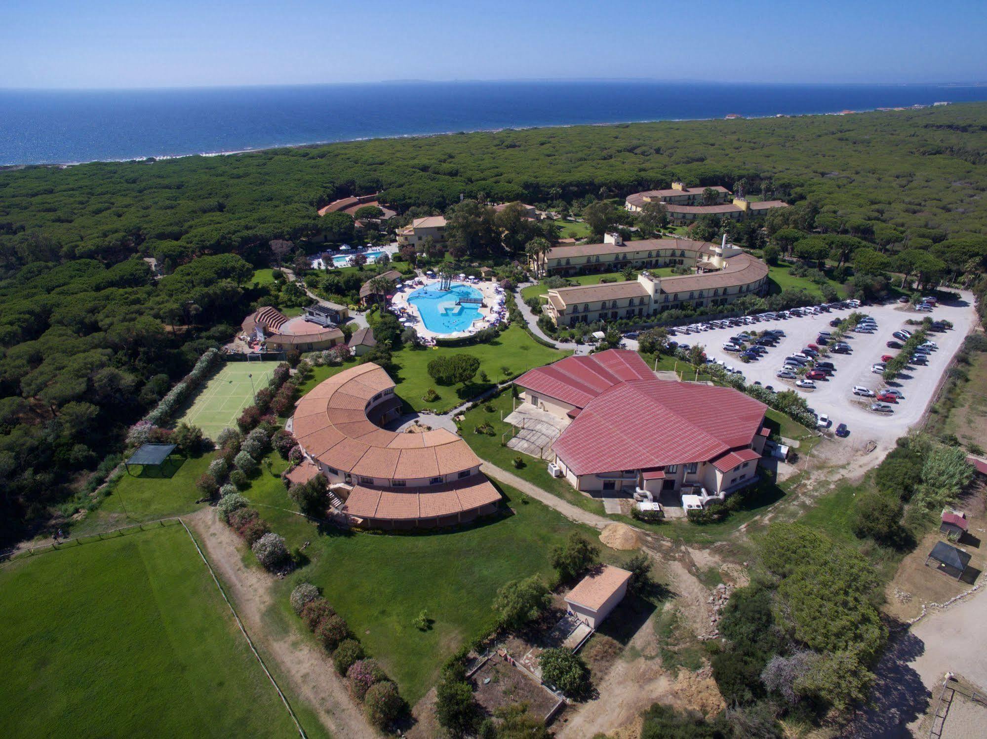 Horse Country Resort Congress & Spa - Hotel Ribot Arborea Exteriör bild