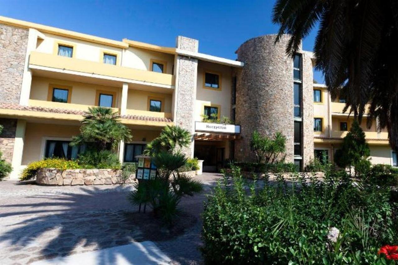 Horse Country Resort Congress & Spa - Hotel Ribot Arborea Exteriör bild