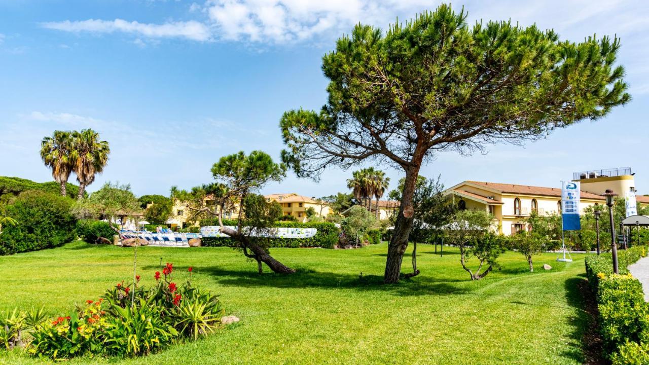 Horse Country Resort Congress & Spa - Hotel Ribot Arborea Exteriör bild
